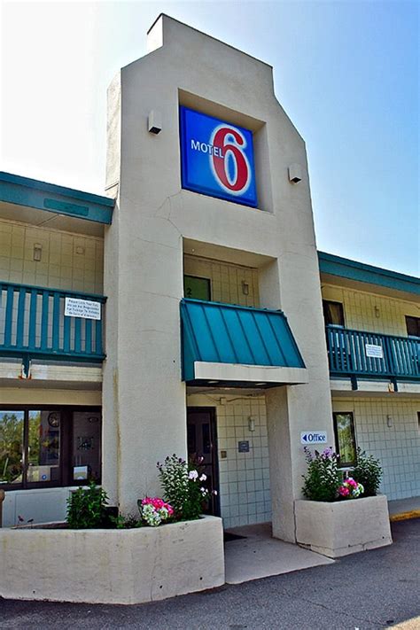 Fax and photocopying services and vending machines are also available. . Motel6 reservations